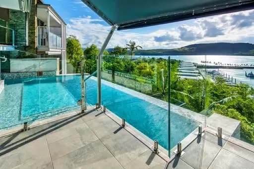 Hamilton Island, Hamilton Island - Image 1