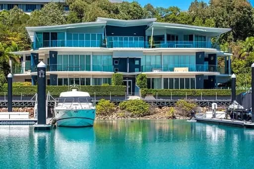 Hamilton Island, Hamilton Island - Thumbnail 3