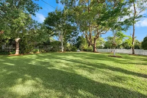 Yeronga, Yeronga - Thumbnail 2