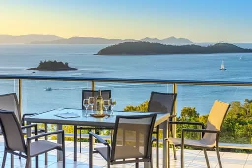 Hamilton Island, Hamilton Island - Image 1