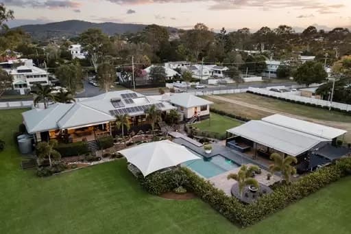 Mitchelton, Mitchelton - Thumbnail 3