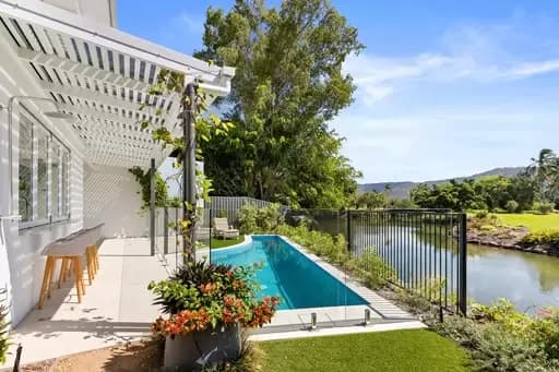 Port Douglas, Port Douglas - Thumbnail 3
