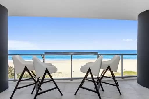 Surfers Paradise, Surfers Paradise - Image 1