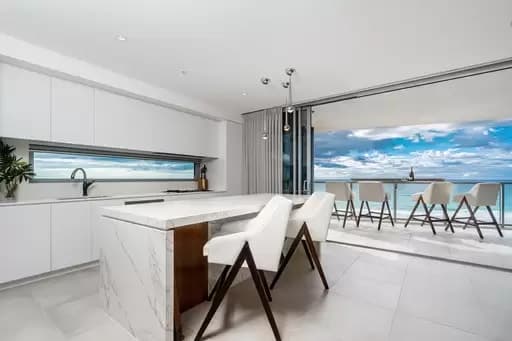 Surfers Paradise, Surfers Paradise - Thumbnail 3