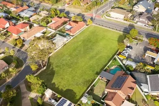 Calamvale, Calamvale - Image 1