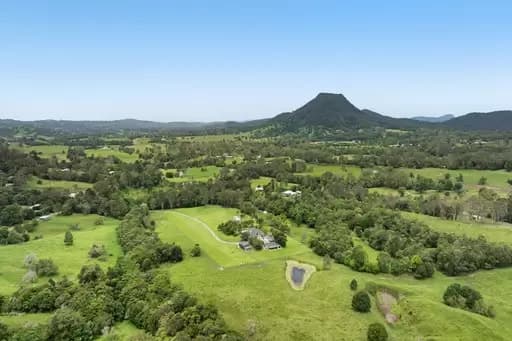 Eerwah Vale, Eerwah Vale - Image 1