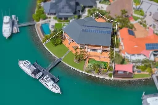 Raby Bay, Cleveland - Thumbnail 3