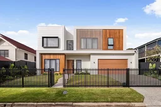 Wavell Heights, Wavell Heights - Thumbnail 4