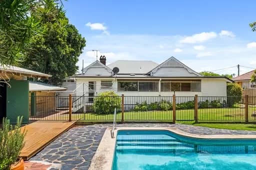 Clayfield, Clayfield - Thumbnail 2