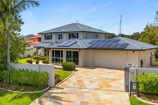 Raby Bay, Raby Bay - Image 1
