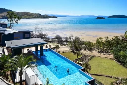 Hamilton Island, Hamilton Island - Thumbnail 2