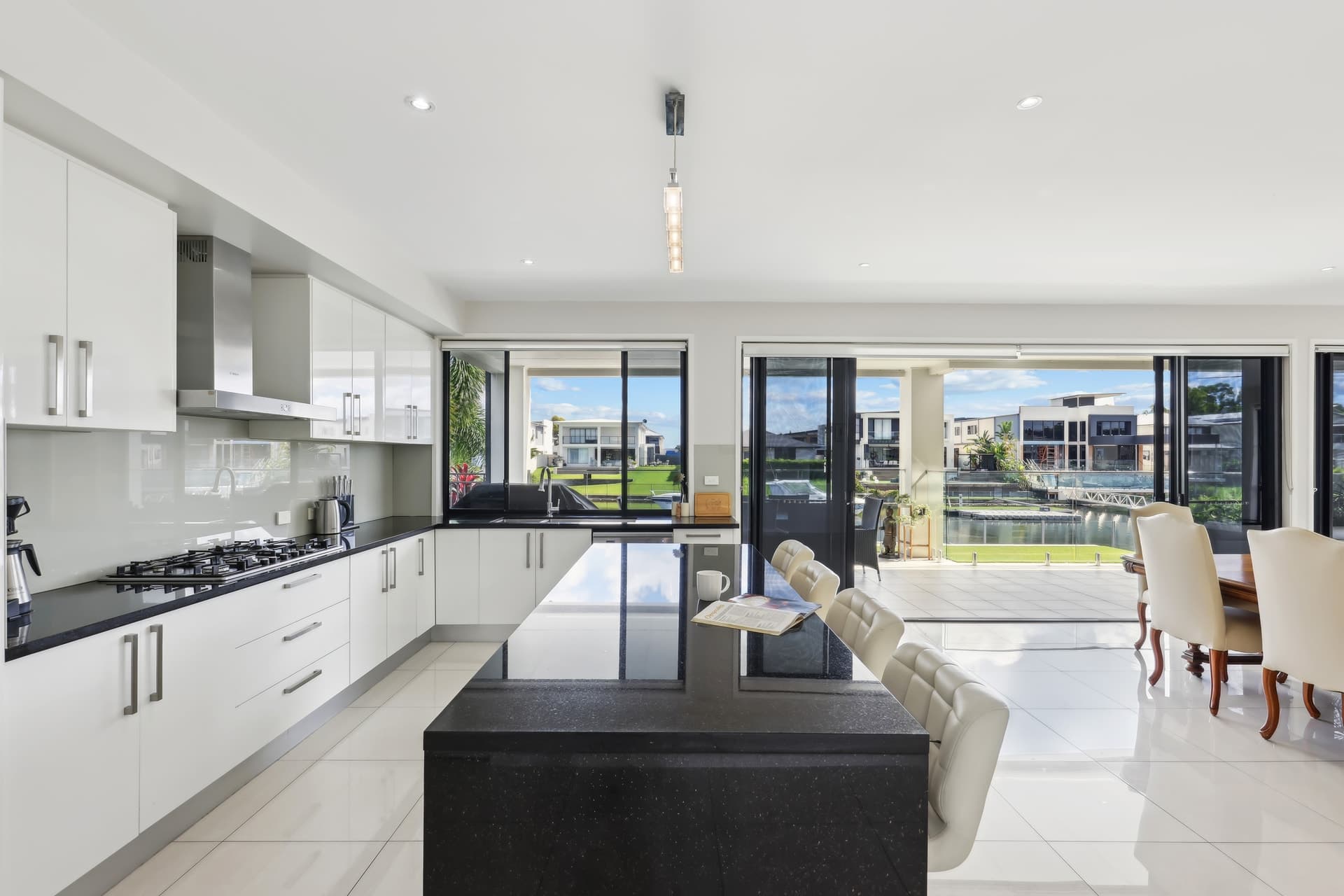 Helensvale, Helensvale - Thumbnail 8