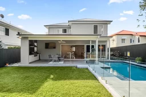 Wavell Heights, Wavell Heights - Thumbnail 3