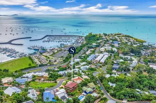 Airlie Beach, Airlie Beach - Image 1
