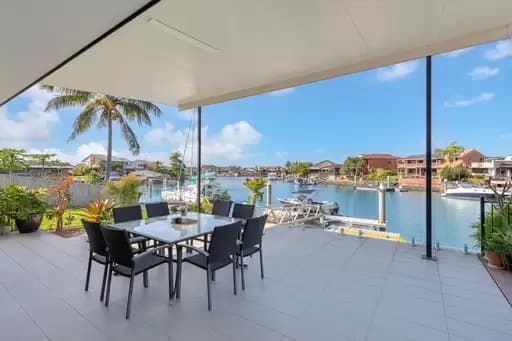 Raby Bay, Cleveland - Image 1
