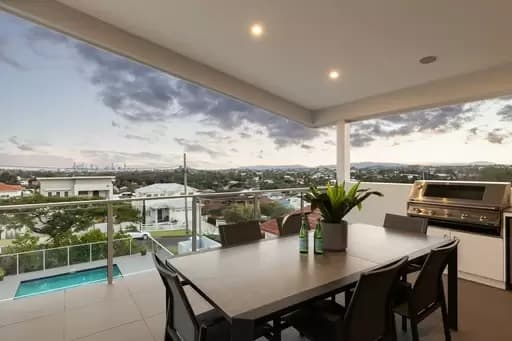 Wavell Heights, Wavell Heights - Image 1