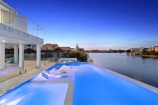 Pelican Waters, Pelican Waters - Thumbnail 2