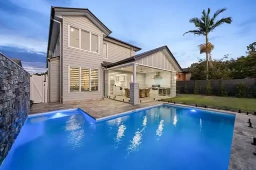 Wavell Heights, Wavell Heights - Image 1