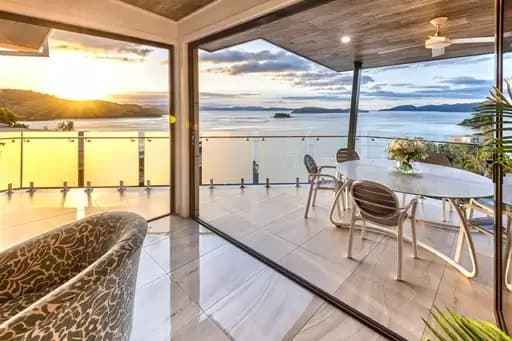 Hamilton Island, Hamilton Island - Thumbnail 2