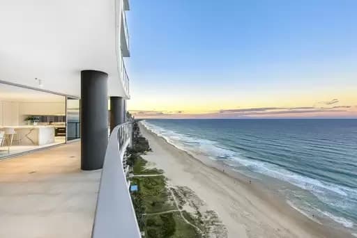 Surfers Paradise, Surfers Paradise - Image 1