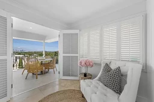 Wavell Heights, Wavell Heights - Image 1