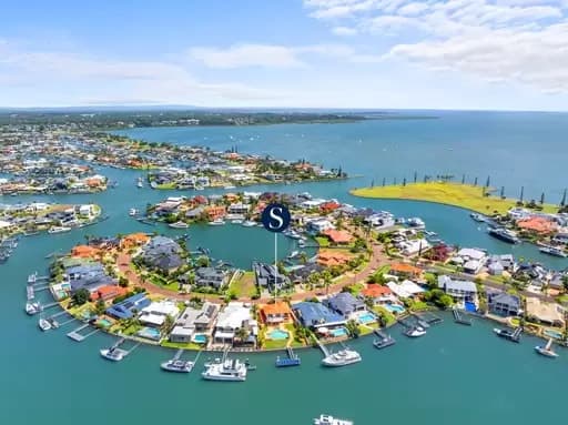 Raby Bay, Raby Bay - Image 1