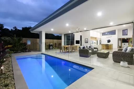 Port Douglas, Port Douglas - Thumbnail 4