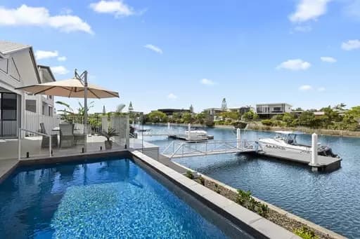 Pelican Waters, Pelican Waters - Image 1