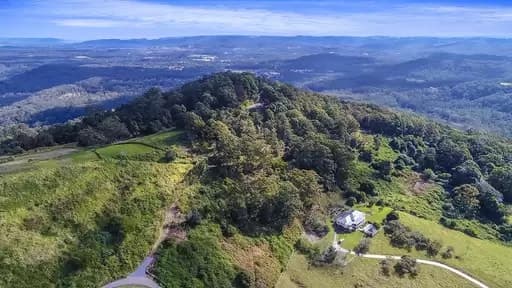 Mount Mellum, Mount Mellum - Image 1