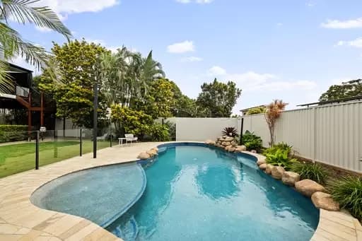 Wavell Heights, Wavell Heights - Thumbnail 2