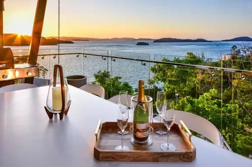 Hamilton Island, Hamilton Island - Image 1