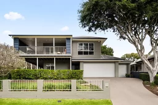 Wavell Heights, Wavell Heights - Image 1