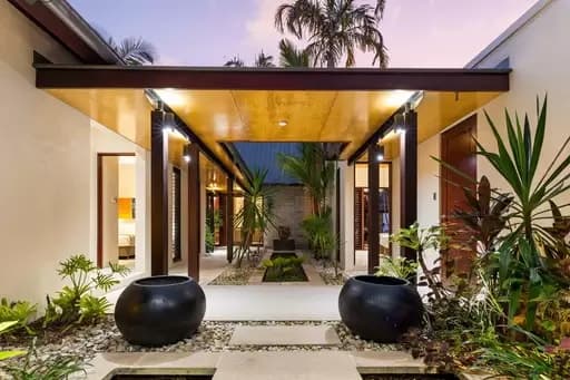 Port Douglas, Port Douglas - Image 1