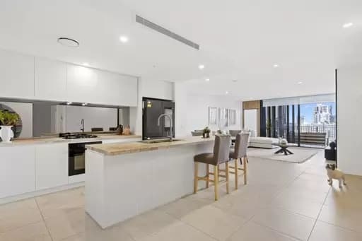 Mermaid Beach, Mermaid Beach - Image 1