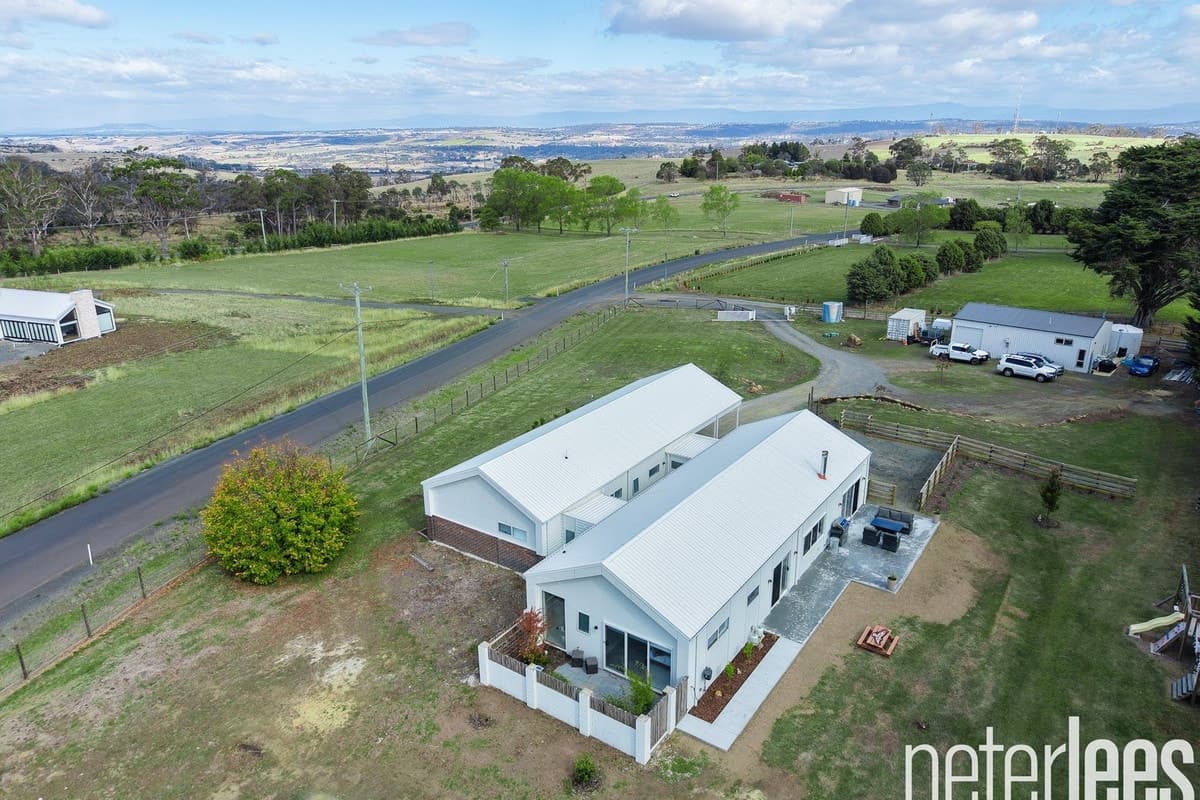18 Towers Drive, St Leonards TAS 7250, St Leonards - Thumbnail 2