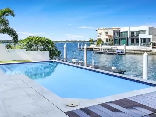 Sovereign Islands, Paradise Point - Thumbnail 4