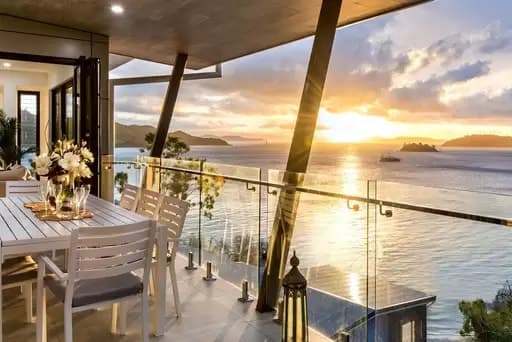 Hamilton Island, Hamilton Island - Thumbnail 3