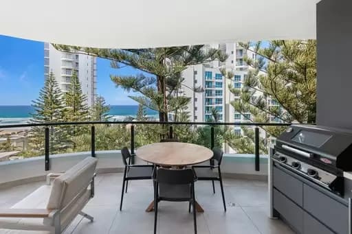 Broadbeach, Broadbeach - Thumbnail 4