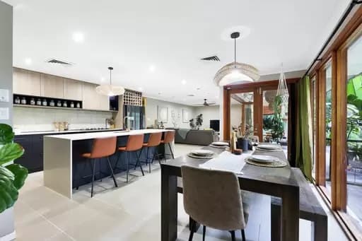 Mudgeeraba, Mudgeeraba - Image 1