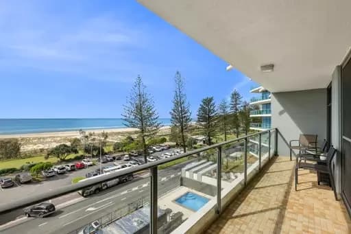 Coolangatta, Coolangatta - Thumbnail 2
