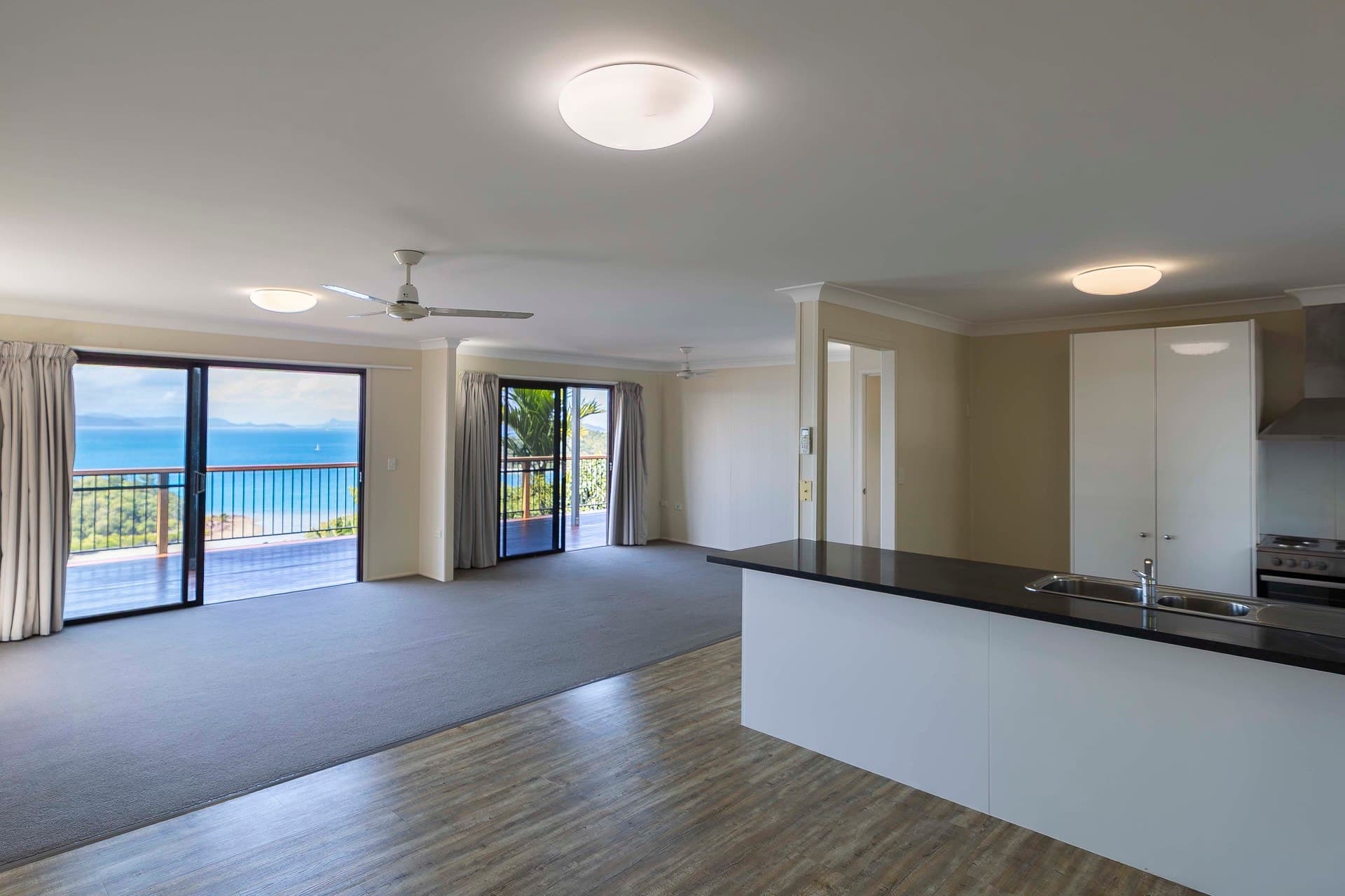 Shute Harbour, Shute Harbour - Thumbnail 8