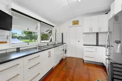 Clayfield, Clayfield - Thumbnail 4