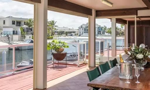 Paradise Waters, Surfers Paradise - Image 1