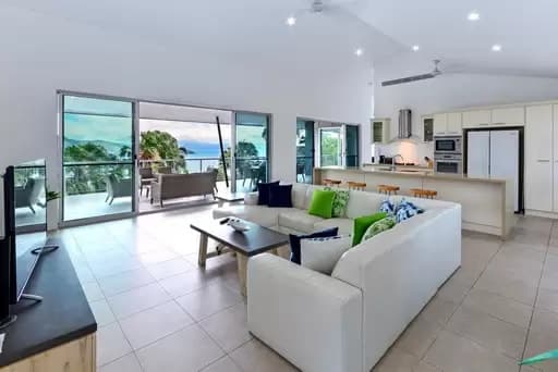Hamilton Island, Hamilton Island - Image 1