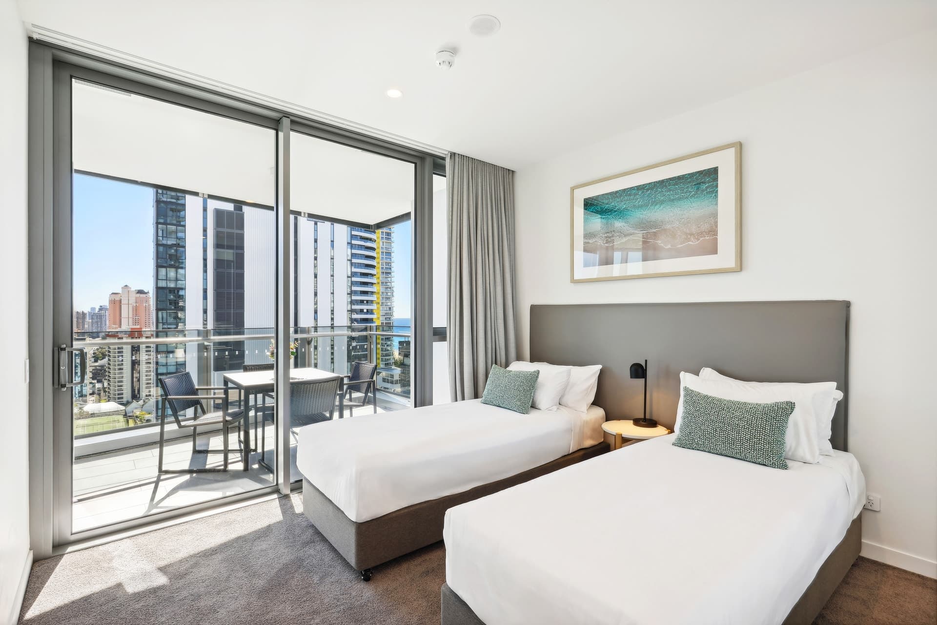 Broadbeach, Broadbeach - Thumbnail 8