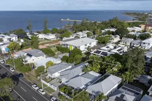 Wynnum, Wynnum - Image 1