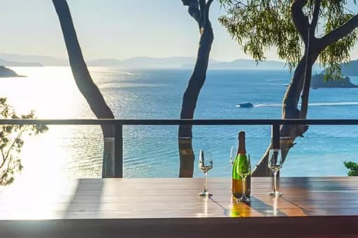 Hamilton Island, Hamilton Island - Image 1