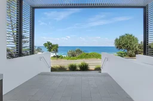 Coolum Beach, Coolum Beach - Thumbnail 2