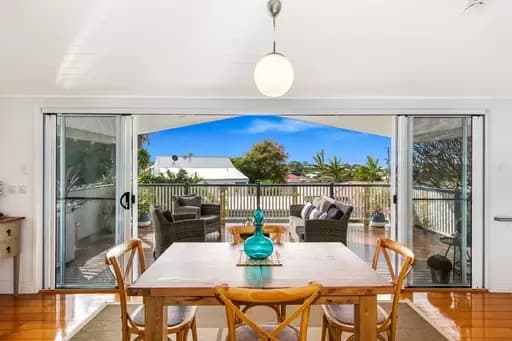 Wynnum, Wynnum - Image 1