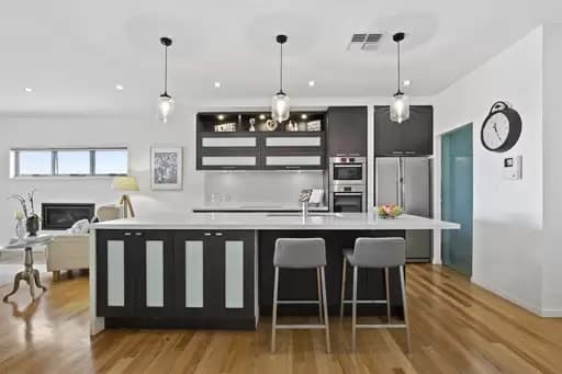 Wavell Heights, Wavell Heights - Thumbnail 2